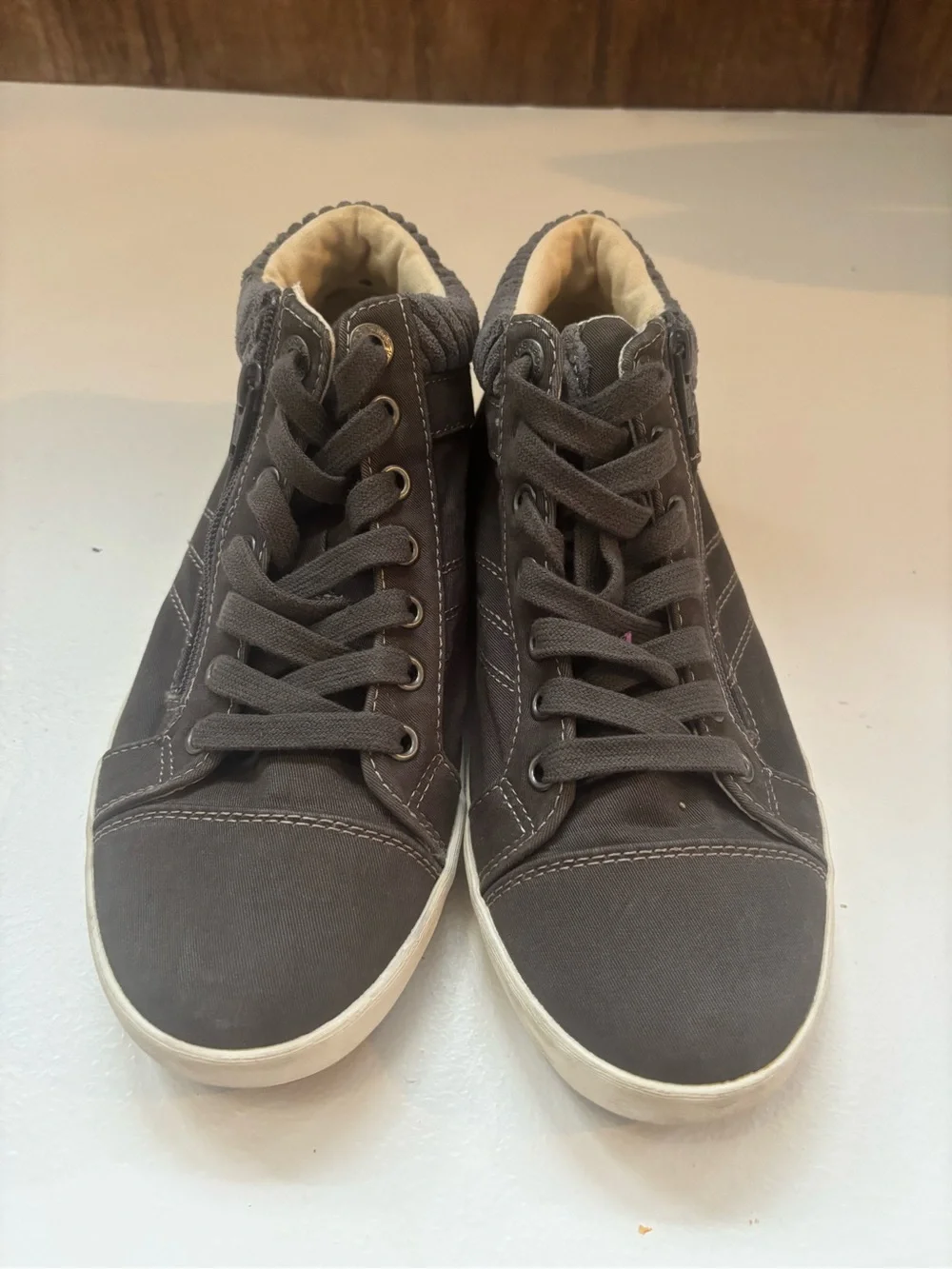 Taos Footwear taos startup